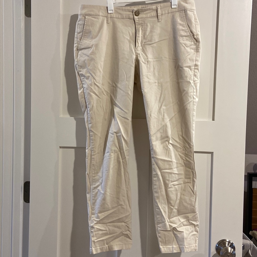 Gap skinny boyfriend khakis size 6R